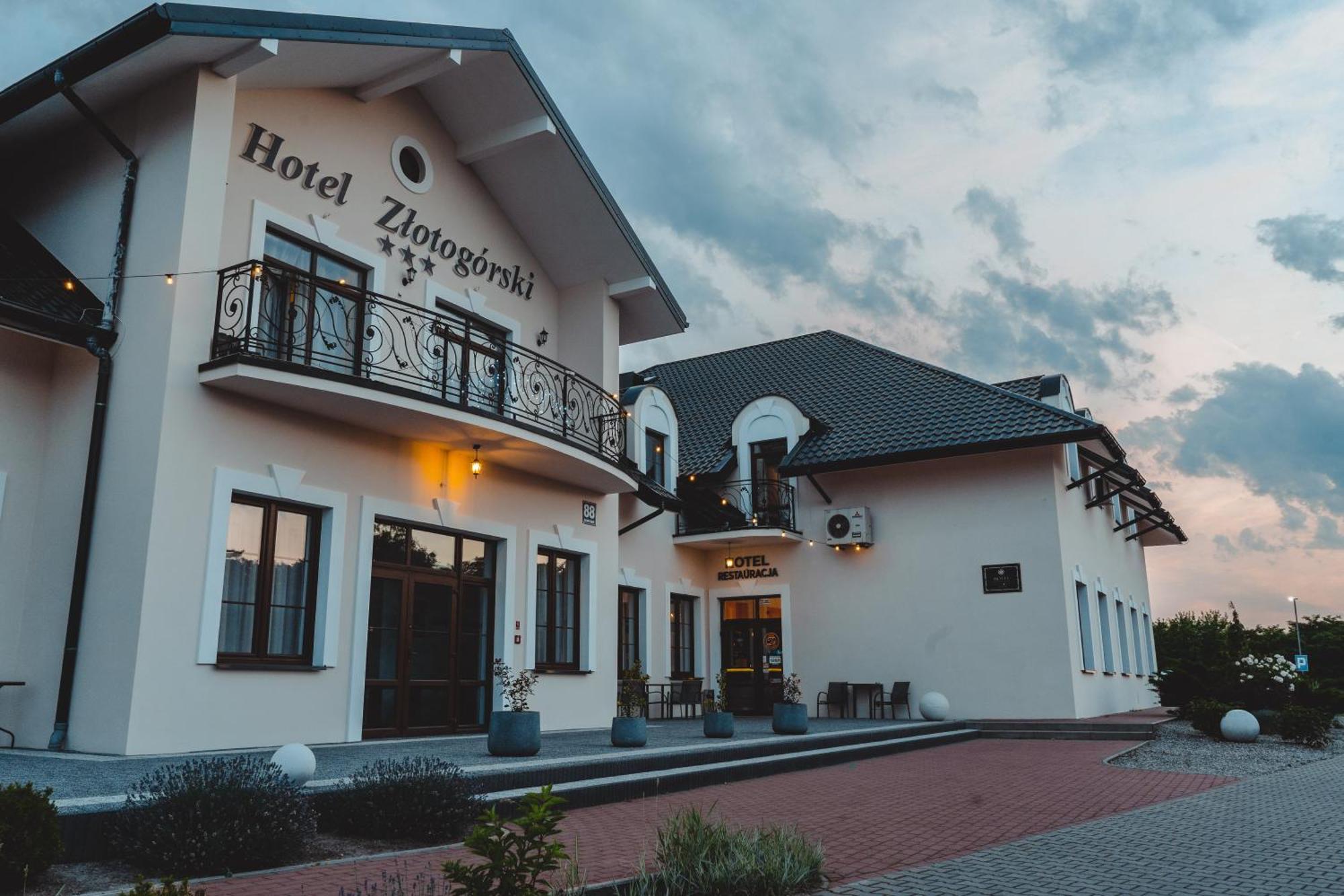 Hotel Zlotogorski Koscielec Екстериор снимка