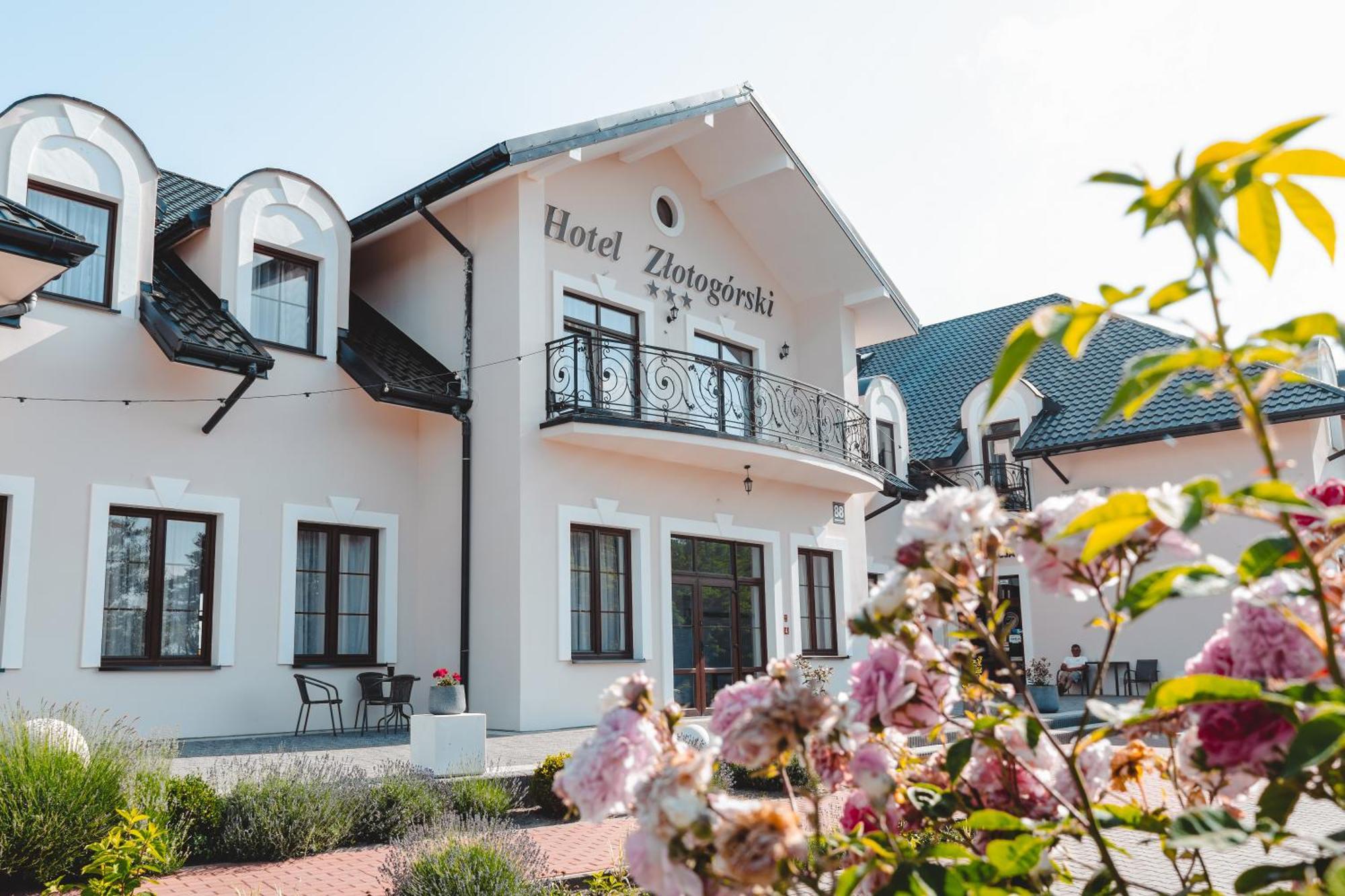Hotel Zlotogorski Koscielec Екстериор снимка